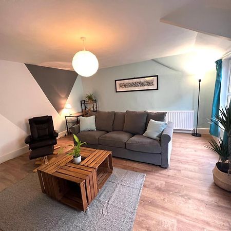 A Spacious 2 Bed Flat In Kingsbridge Town Eksteriør billede