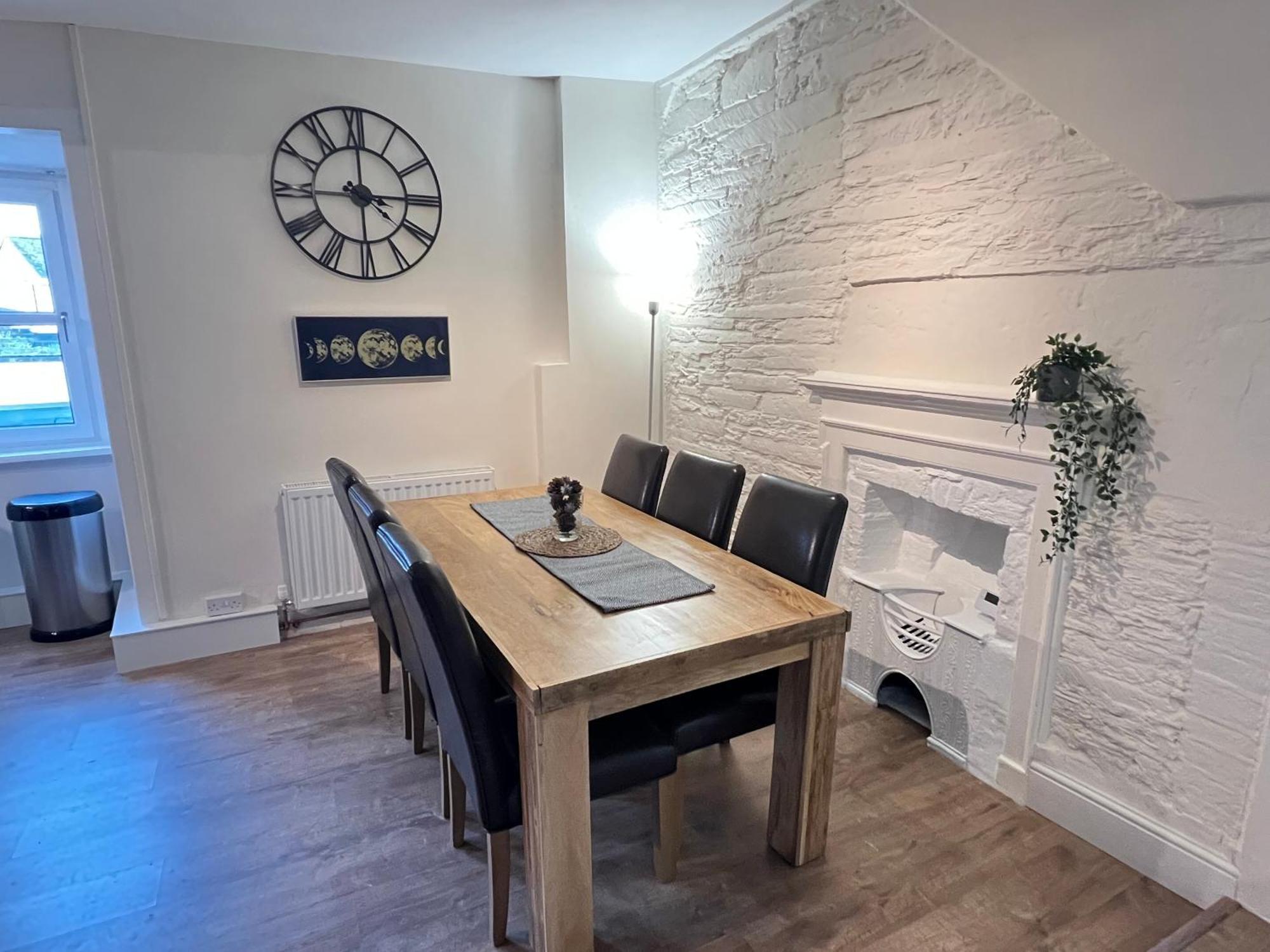 A Spacious 2 Bed Flat In Kingsbridge Town Eksteriør billede